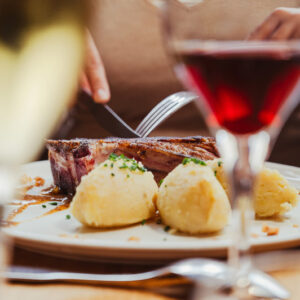 Diner au bistrot d'Auriac